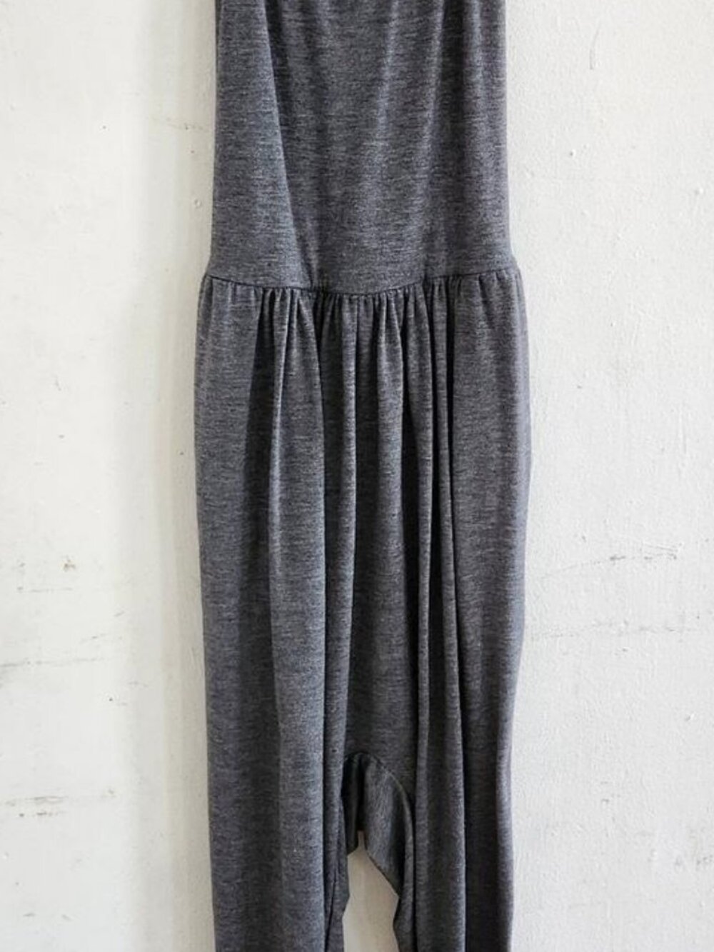 Gray Backless